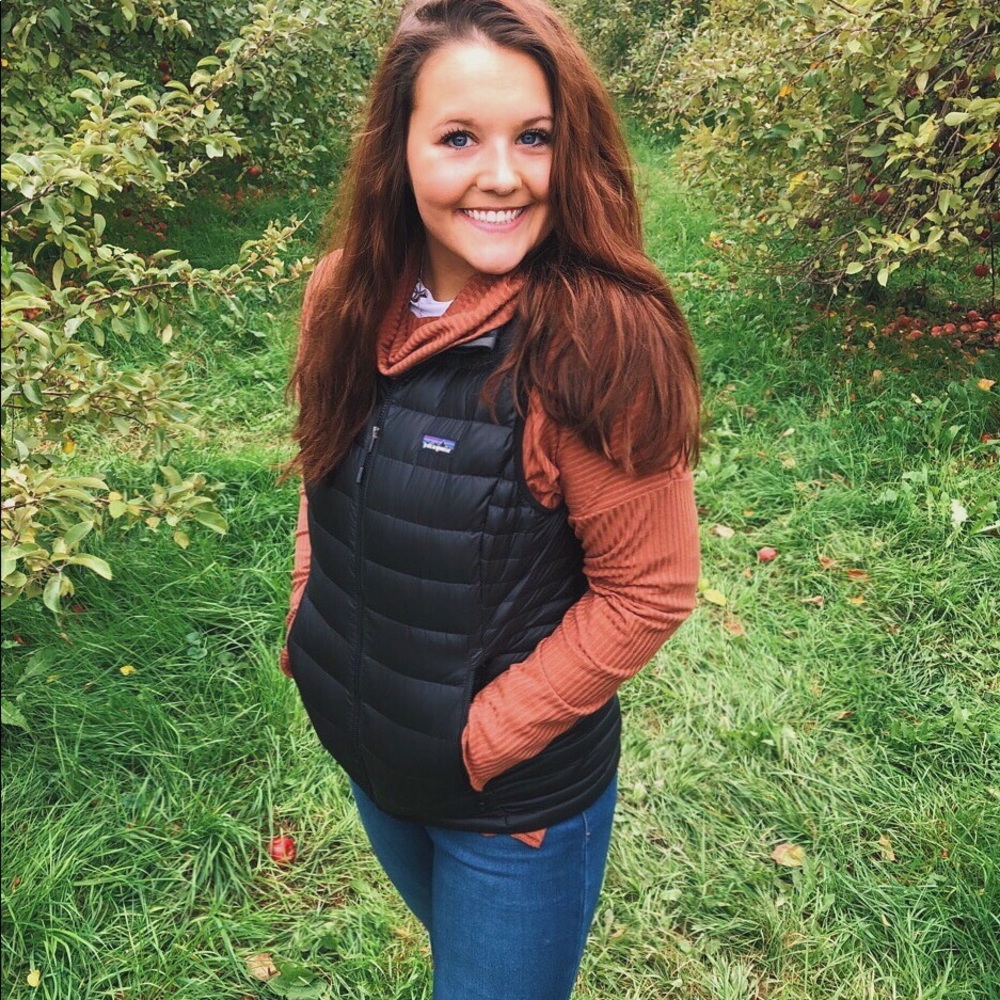 Meet your Posher, Emily